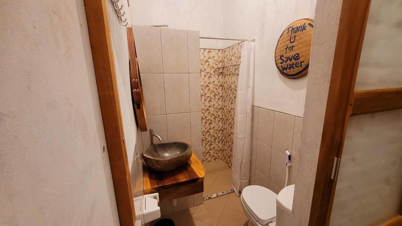 Al Kabron Inn Karimunjawa Bagian luar foto